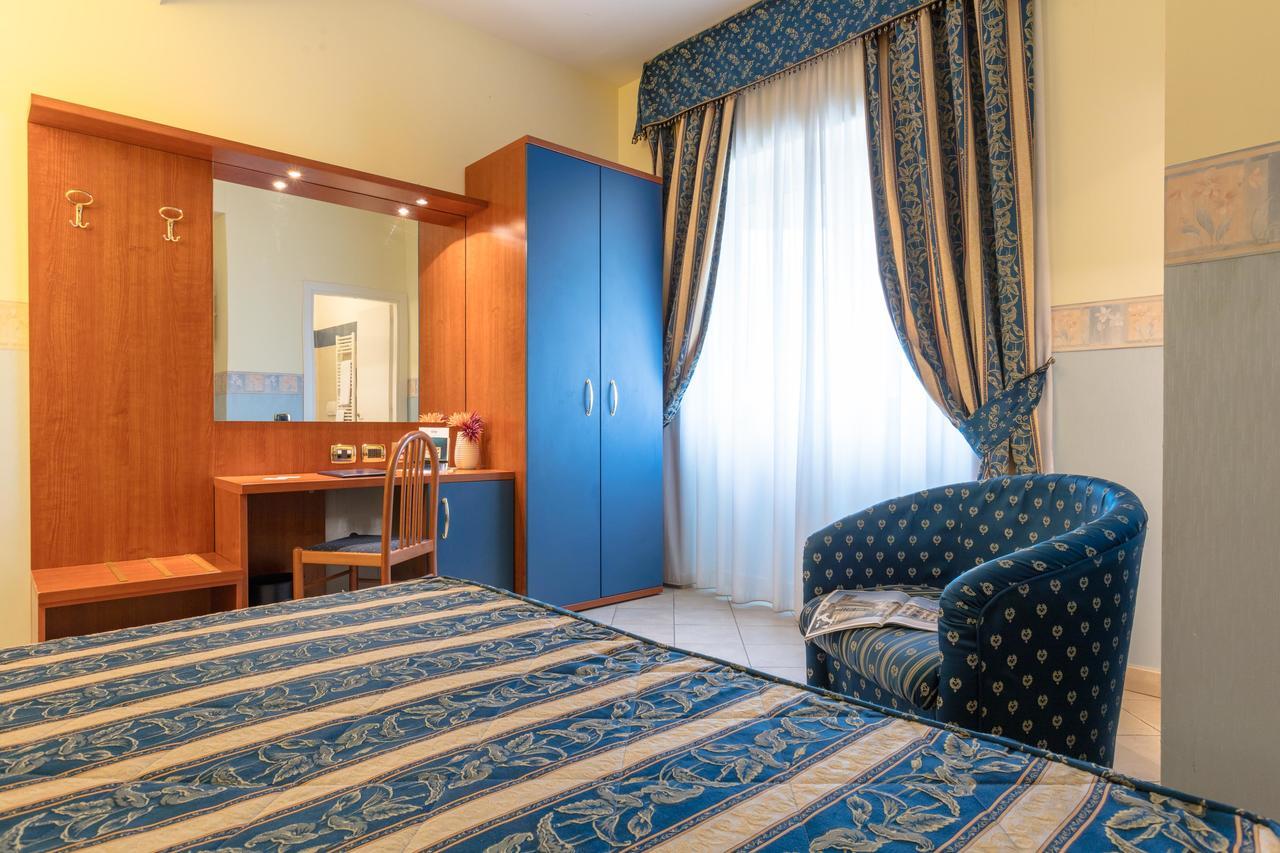 Hotel Borgo Del Mare Civitavecchia Exterior photo